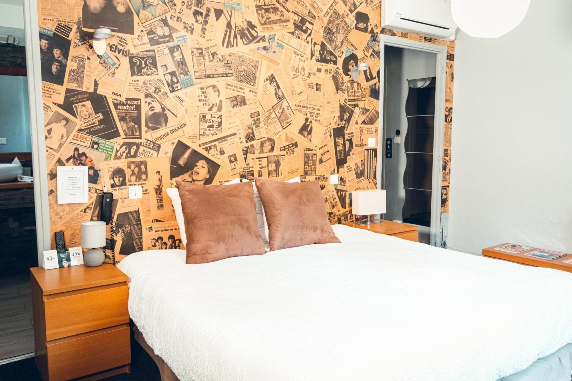 Aubignosc Logis Hotel La Magnanerie - Cote Bistro מראה חיצוני תמונה