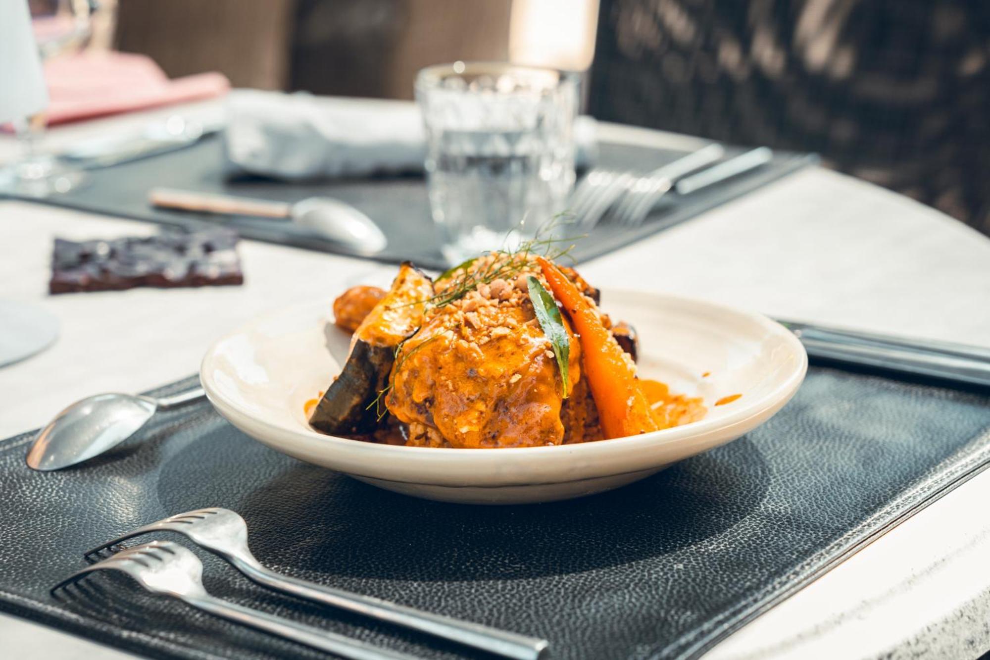 Aubignosc Logis Hotel La Magnanerie - Cote Bistro מראה חיצוני תמונה