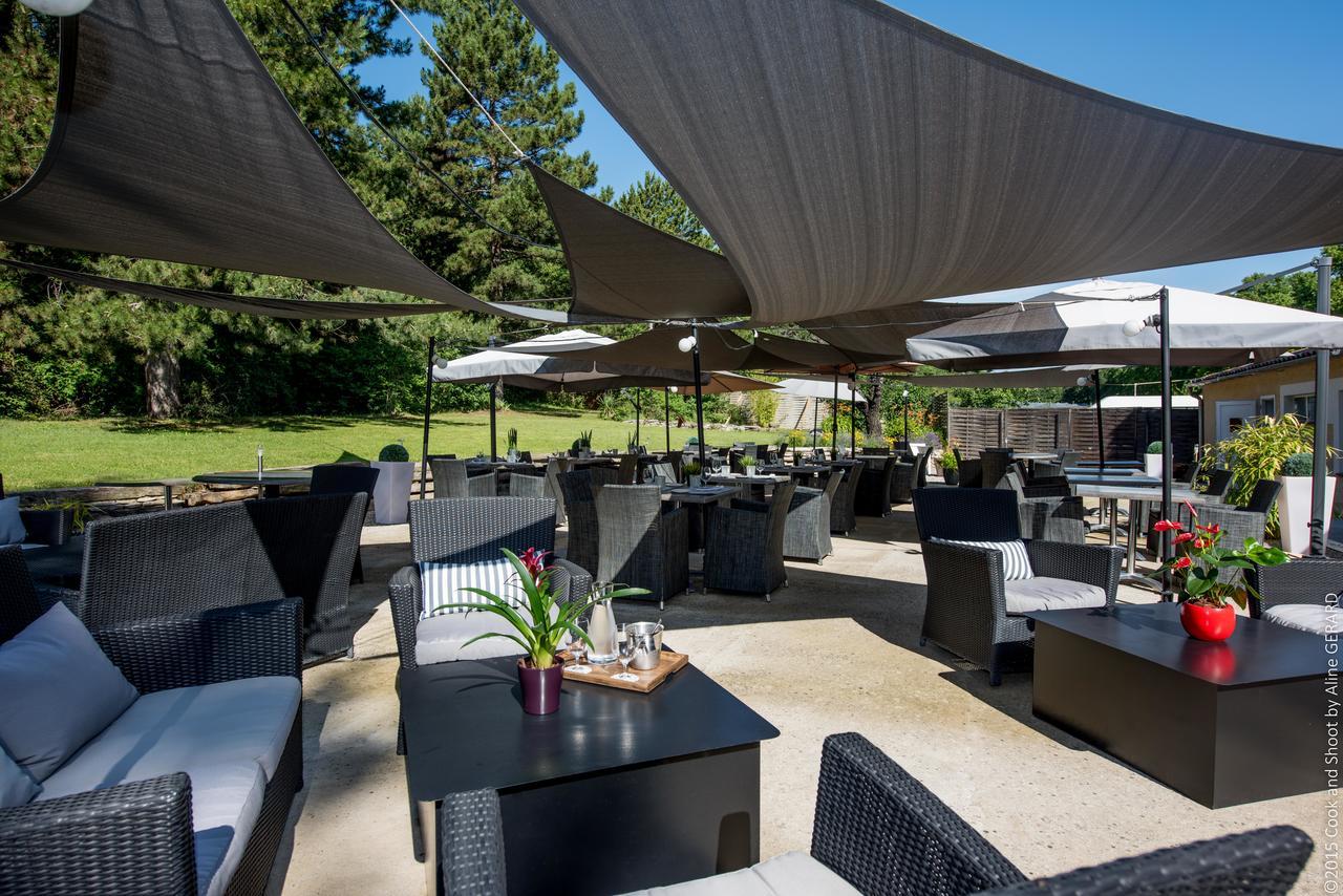 Aubignosc Logis Hotel La Magnanerie - Cote Bistro מראה חיצוני תמונה